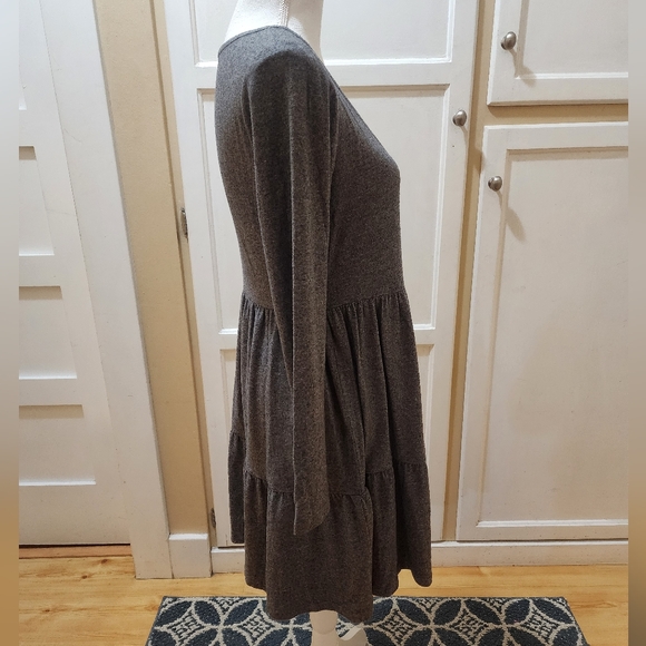 Wild Fable Women's Scoop Neck Long-sleeved Dress - Picture 6 of 11